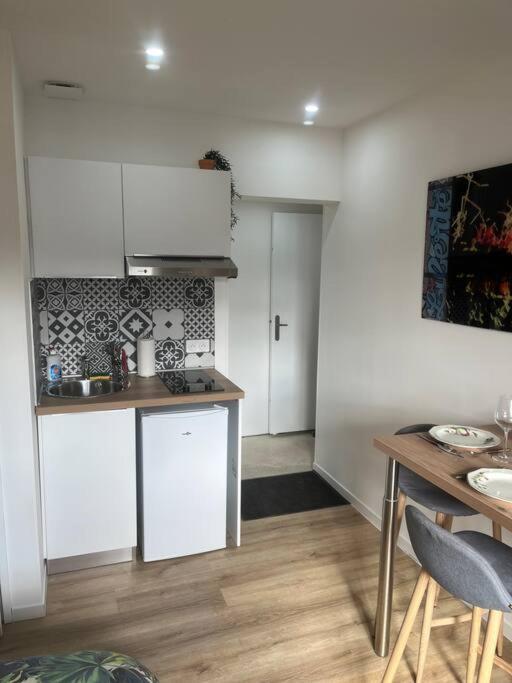 Verdi Studio Cosy Au Calme Parking Gratuit Chasse-sur-Rhône Dış mekan fotoğraf
